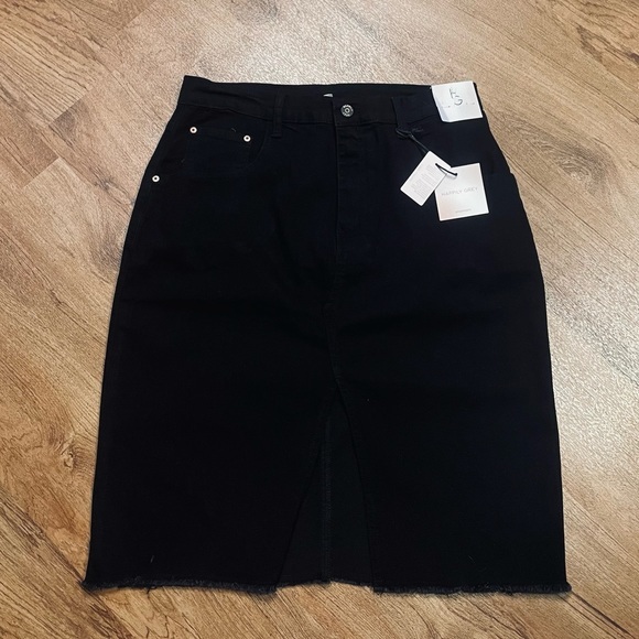 Happily Grey Dresses & Skirts - HOST PICK Happily Grey Black Front Split Denim Midi Skirt 🖤 NEW 🖤 Size 11